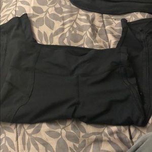 Lululemon black crop leggings 6